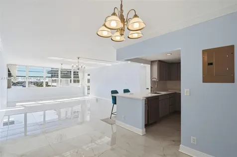 1170 N Federal Highway Fort Lauderdale FL 33304