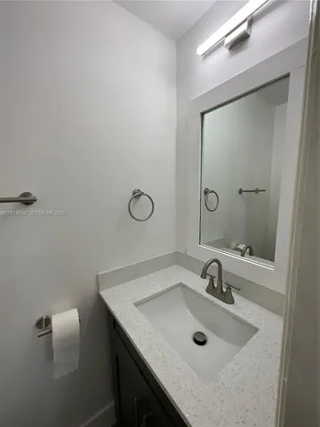 435 NW 19th Lane Miami FL 33136