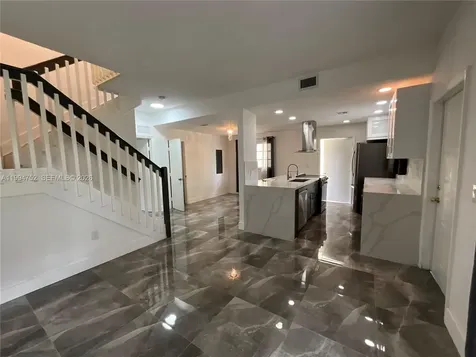 435 NW 19th Lane Miami FL 33136