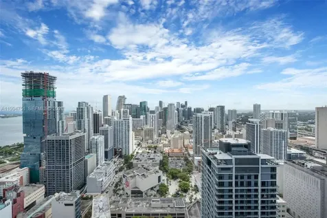 159 NE 6 Miami FL 33132