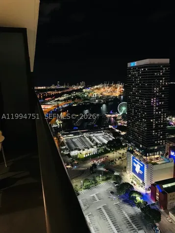 159 NE 6 Miami FL 33132