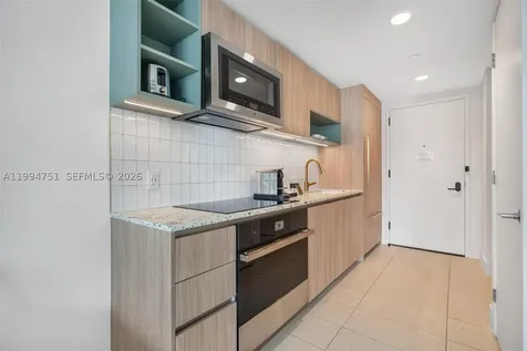 159 NE 6 Miami FL 33132