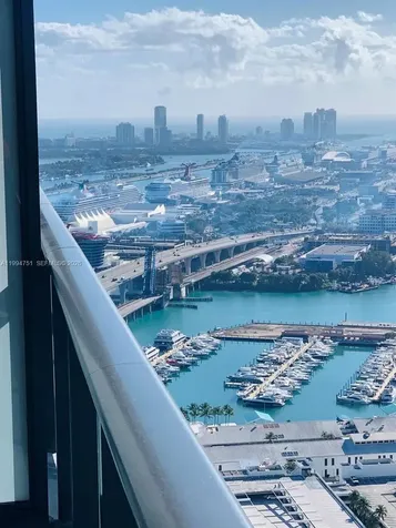 159 NE 6 Miami FL 33132