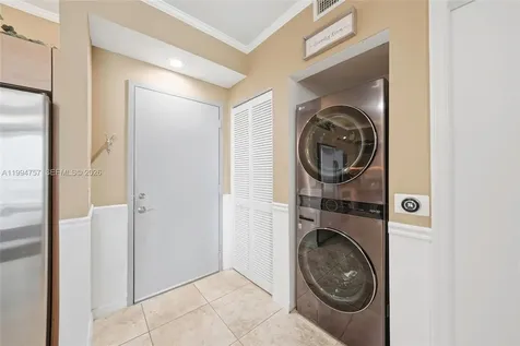 3180 SW 22nd Terrace Miami FL 33145