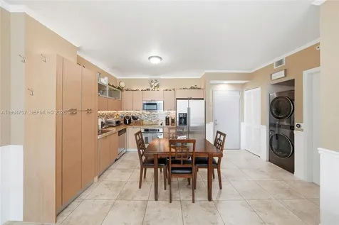 3180 SW 22nd Terrace Miami FL 33145