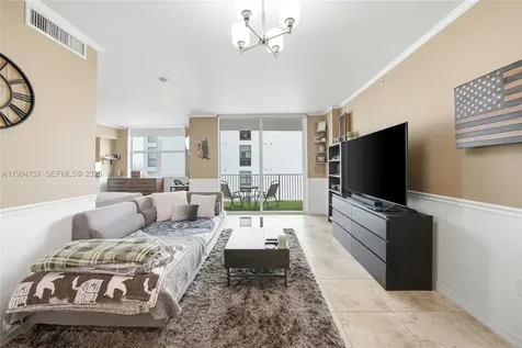 3180 SW 22nd Terrace Miami FL 33145