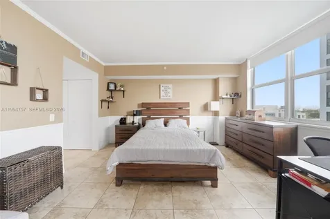 3180 SW 22nd Terrace Miami FL 33145