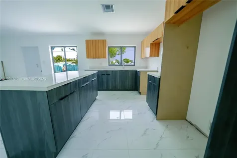 1112 NW 81st Street Miami FL 33150