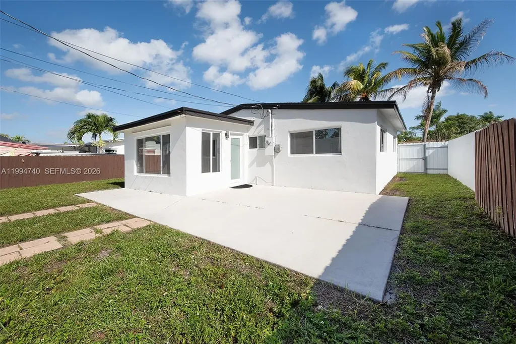 3524 SW 14th Street Fort Lauderdale FL 33312