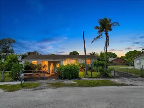 22732 SW 113th Place Miami FL 33170