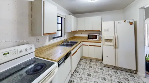 22732 SW 113th Place Miami FL 33170