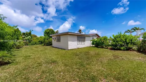 22732 SW 113th Place Miami FL 33170