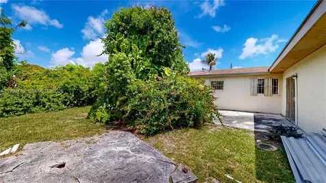 22732 SW 113th Place Miami FL 33170