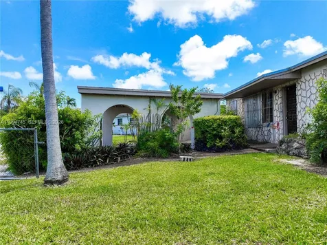 22732 SW 113th Place Miami FL 33170