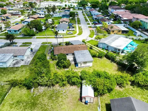 22732 SW 113th Place Miami FL 33170