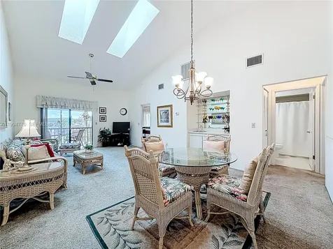3007 Clubview Drive Orlando FL 32822