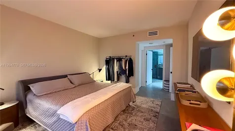 2000 Island Boulevard Aventura FL 33160