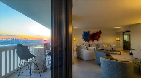 2000 Island Boulevard Aventura FL 33160