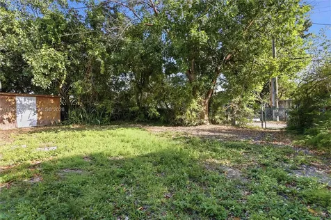 1664 NE 179th Street North Miami Beach FL 33162