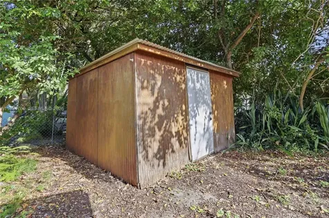 1664 NE 179th Street North Miami Beach FL 33162