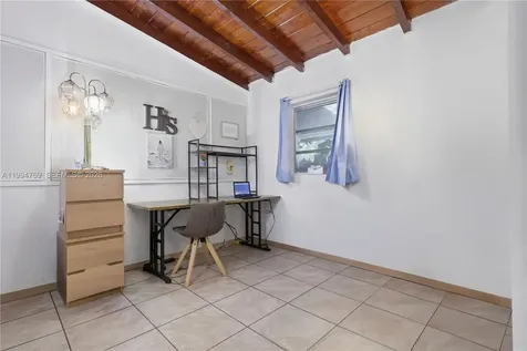 1664 NE 179th Street North Miami Beach FL 33162