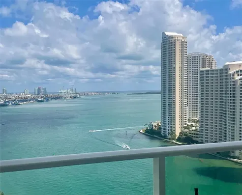 300 S Biscayne Boulevard Miami FL 33131
