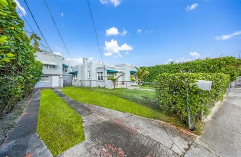 330 NW 25th Avenue Miami FL 33125