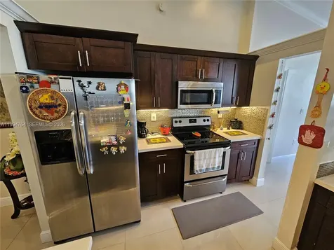 4523 NW 98th Avenue Doral FL 33178