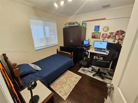 4523 NW 98th Avenue Doral FL 33178