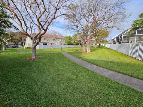 4523 NW 98th Avenue Doral FL 33178