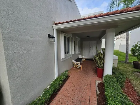 4523 NW 98th Avenue Doral FL 33178