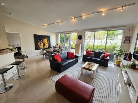 4523 NW 98th Avenue Doral FL 33178