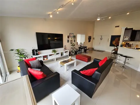 4523 NW 98th Avenue Doral FL 33178