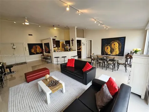 4523 NW 98th Avenue Doral FL 33178