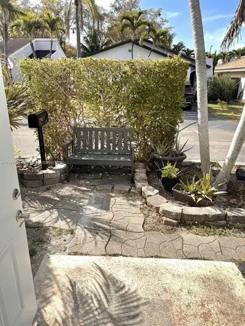 11517 SW 34th Lane Miami FL 33165