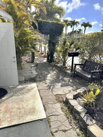 11517 SW 34th Lane Miami FL 33165