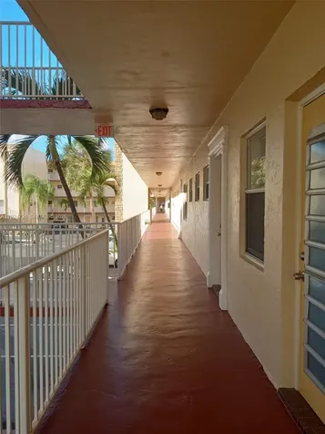 Lauderdale Lakes FL 33319
