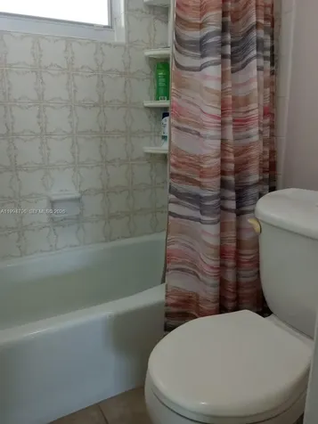 Lauderdale Lakes FL 33319