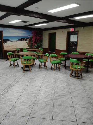 Lauderdale Lakes FL 33319