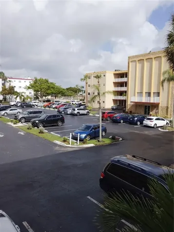 Lauderdale Lakes FL 33319