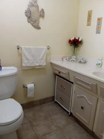 Lauderdale Lakes FL 33319