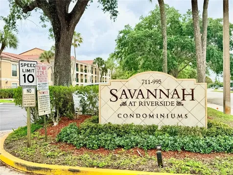 733 Riverside Drive Coral Springs FL 33071