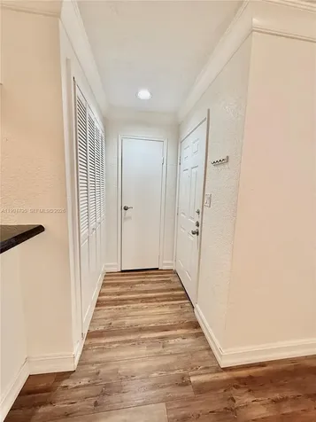 733 Riverside Drive Coral Springs FL 33071