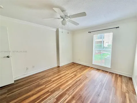 733 Riverside Drive Coral Springs FL 33071