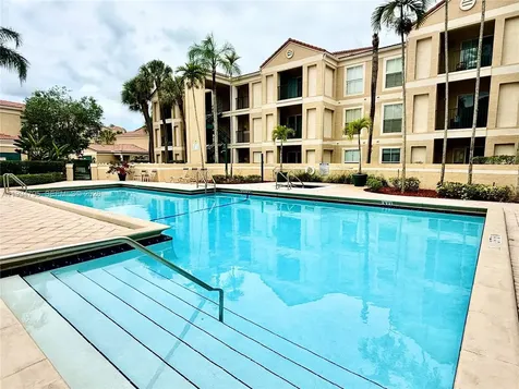 733 Riverside Drive Coral Springs FL 33071