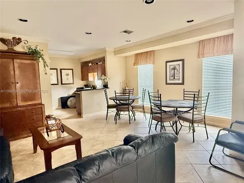 733 Riverside Drive Coral Springs FL 33071