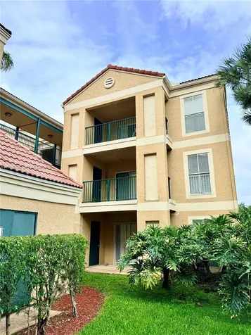 733 Riverside Drive Coral Springs FL 33071
