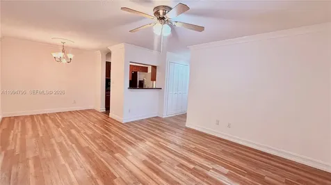 733 Riverside Drive Coral Springs FL 33071