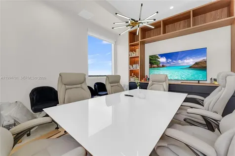 2920 NE 207th Street Aventura FL 33180