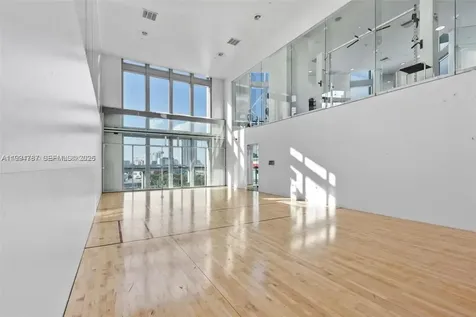 350 S Miami Avenue Miami FL 33130